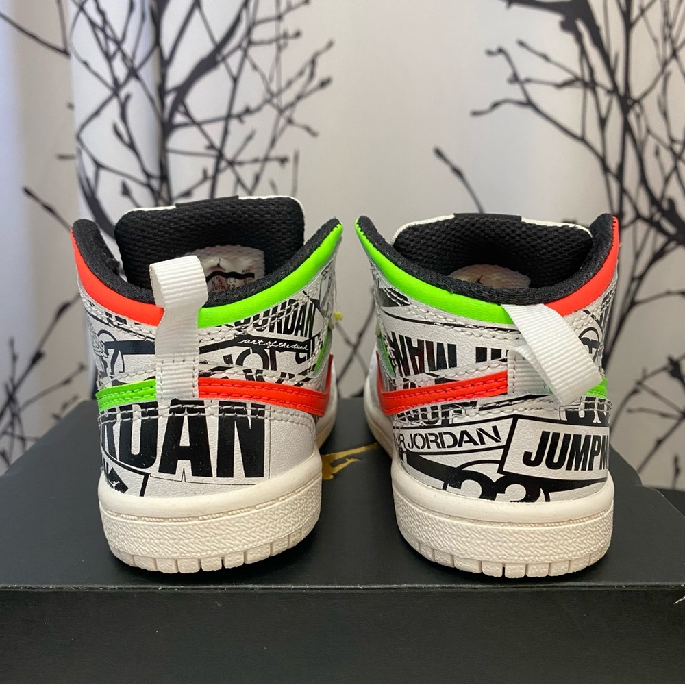 Nike Air Jordan 1 Mid White and Green Graffiti Sneakers kids size 6c - Picture 6 of 14